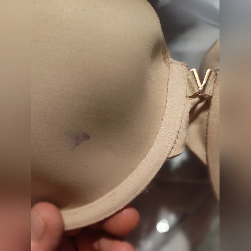 Victoria's Secret Seamless Strapless Bra - Cream - Picture 3 of 5